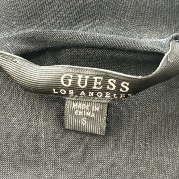 Guess long sleeve deep V neck line with mesh in small size color black - Picture 3 of 3